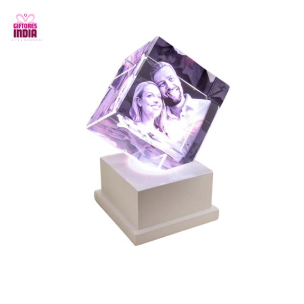 Personalised LED Crystal Cube (6x4x4
